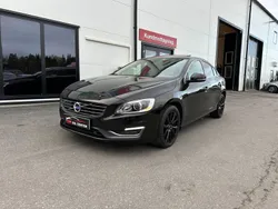 Svart Begagnad 2014 Volvo S60 Summum Sedan | 124 900 kr (Marknadspris)