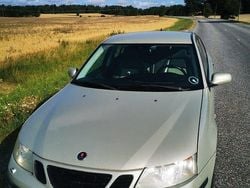 Gul Begagnad 2005 Saab 9-3 Aero Sedan | 25 000 kr (Marknadspris)