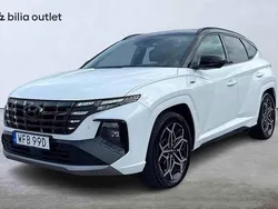 Vit Begagnad 2022 Hyundai Tucson SUV | 299 900 kr (Marknadspris)