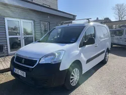 Vit Begagnad 2016 Peugeot Partner Minibuss | 129 000 kr (Dyr)