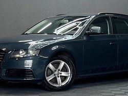 Grå Begagnad 2009 Audi A4 Sport Kombi | 69 900 kr (Marknadspris)