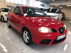 Röd Begagnad 2006 Seat Ibiza Halvkombi | 21 900 kr