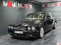 Svart Begagnad 2007 Jaguar XJ Sedan | 189 900 kr