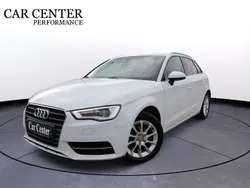 Vit Begagnad 2015 Audi A3 Sportback Attraction Halvkombi | 149 900 kr (Marknadspris)