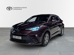 Lila (deep amethyst metallic) Begagnad 2022 Toyota C-HR Edition SUV | 274 900 kr (Marknadspris)
