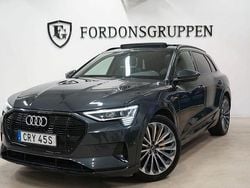 Grå Begagnad 2020 Audi e-tron SUV | 329 800 kr (Dyr)