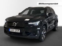 Svart Begagnad 2022 Volvo XC40 Core SUV | 339 500 kr