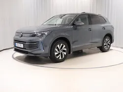 Mörkgrå Begagnad 2025 VW Tiguan Edition SUV | 479 800 kr (Lite dyr)