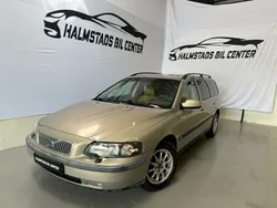 Ljusbrun (brun) Begagnad 2002 Volvo V70 Kombi | 23 900 kr (Marknadspris)