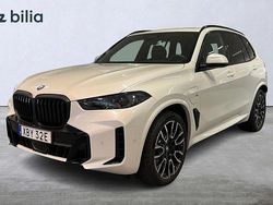 Vit Begagnad 2024 BMW X5 Comfort Edition SUV | 1 049 000 kr
