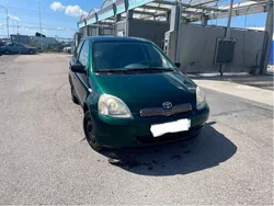 Grön Begagnad 2001 Toyota Yaris Halvkombi | 15 000 kr (Bra pris)