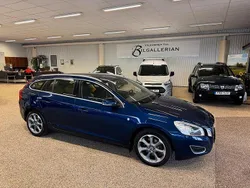 Blå Begagnad 2012 Volvo V60 Ocean Race Kombi | 78 000 kr (Marknadspris)