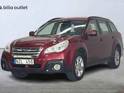 Röd Begagnad 2014 Subaru Outback SUV | 109 900 kr