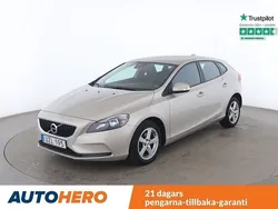 Ljusbrun Begagnad 2017 Volvo V40 Kinetic Kombi | 134 000 kr (Marknadspris)