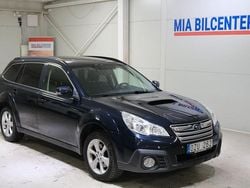 Mörkblå Begagnad 2013 Subaru Outback SUV | 79 000 kr (Marknadspris)