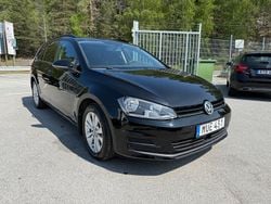 Svart Begagnad 2016 VW Golf VII Kombi | 99 900 kr (Marknadspris)