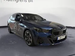Blå/lila Ny 2024 BMW i5 Efficient Dynamics Sedan | 845 000 kr (Marknadspris)