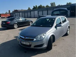 Grå Begagnad 2010 Opel Astra Halvkombi | 29 900 kr (Bra pris)