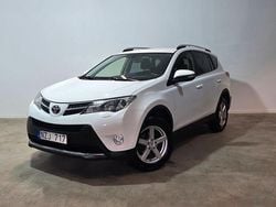 Vit Begagnad 2013 Toyota RAV4 Active SUV | 129 900 kr (Marknadspris)