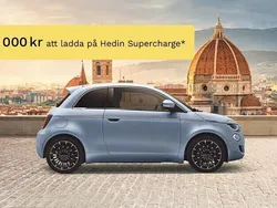 Röd (pink) Begagnad 2023 Fiat 500e Halvkombi | 304 900 kr (Dyr)