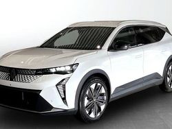 Röd Ny 2025 Renault Scénic Minibuss | 474 900 kr (Bra pris)