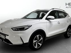Vit (white) Begagnad 2022 MG ZS Sedan | 244 900 kr (Marknadspris)