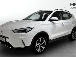 Vit (white) Begagnad 2022 MG ZS Sedan | 244 900 kr (Marknadspris)