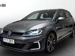 Mörkgrå Begagnad 2017 VW Golf VII GTE Halvkombi | 239 900 kr (Lite dyr)