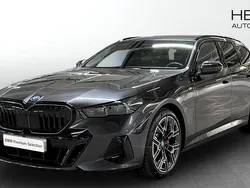 Vit (white) Begagnad 2025 BMW X2 M Sport SUV | 629 700 kr (Marknadspris)
