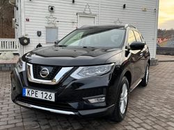 Svart Begagnad 2017 Nissan X-Trail 360º SUV | 199 900 kr (Dyr)