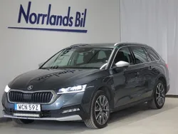 Grå (quartz grey metallic) Begagnad 2021 Skoda Octavia Scout Kombi | 339 900 kr (Lite dyr)