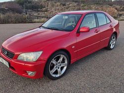 Begagnad 2002 Lexus IS200 Sedan | 44 000 kr