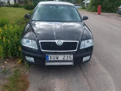 Svart Begagnad 2006 Skoda Octavia Halvkombi | 9 900 kr (Superpris)