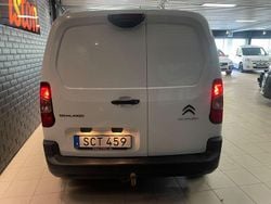 Vit Begagnad 2018 Citroën Berlingo Minibuss | 137 000 kr (Dyr)