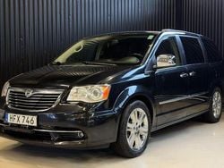 Svart Begagnad 2015 Lancia Voyager Gold Minibuss | 119 900 kr (Lite dyr)