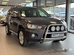 Mörkgrå (grå) Begagnad 2012 Mitsubishi Outlander SUV | 84 900 kr (Marknadspris)