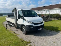 Flerfärgad (vit) Begagnad 2017 Iveco Daily Van | 537 500 kr
