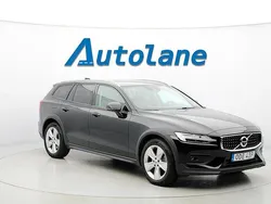 Svart Begagnad 2019 Volvo V60 CC Kombi | 299 900 kr (Lite dyr)