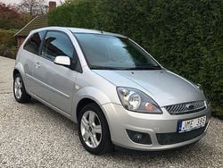 Blå Begagnad 2008 Ford Fiesta Halvkombi | 25 000 kr (Bra pris)