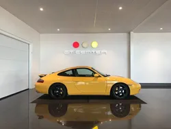 Gul Begagnad 2000 Porsche 911 Carrera Sportkupé | 379 000 kr
