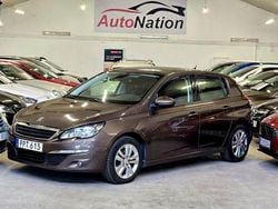 Brun Begagnad 2014 Peugeot 308 Active Halvkombi | 49 900 kr (Marknadspris)