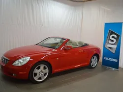 Röd Begagnad 2002 Lexus SC430 Cab | 189 000 kr