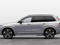Vit Ny 2024 Volvo XC90 Ultra SUV | 909 900 kr (Marknadspris)