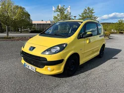 Gul Begagnad 2005 Peugeot 1007 Sport Halvkombi | 33 600 kr