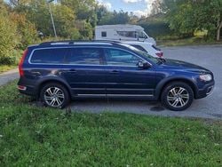 Blå Begagnad 2013 Volvo XC70 Momentum SUV | 95 000 kr (Superpris)