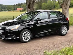 Svart Begagnad 2013 Citroën C4 Halvkombi | 64 000 kr (Marknadspris)