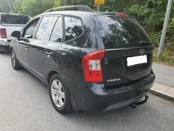 Svart Begagnad 2010 Kia Carens 4 Minibuss | 19 900 kr (Superpris)