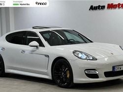 Vit Begagnad 2010 Porsche Panamera Turbo Chrono Sedan | 359 900 kr (Marknadspris)