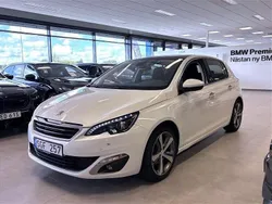 Vit Begagnad 2013 Peugeot 308 Allure Halvkombi | 99 900 kr (Lite dyr)