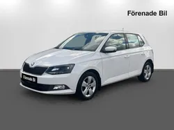 Vit Begagnad 2016 Skoda Fabia Style Halvkombi | 99 900 kr (Bra pris)